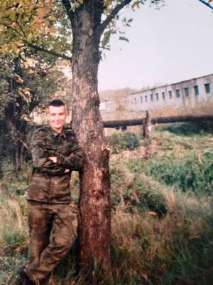 Чечекин Алексей Николаевич (папа Чечекиной Василисы) служил в танковых войсках. 2005-2007 гг.
