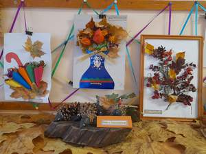 "Золотая осень". Выставка творческих работ родителей и детей  средней группы "Березка"