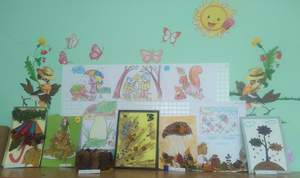 "Золотая осень". Выставка творческих работ родителей и детей подготовительной группы ""Воробушки"