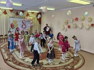 Средняя группа "Алые паруса"