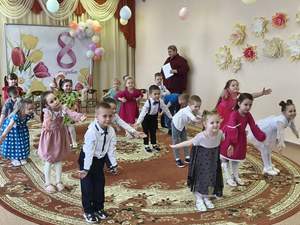 Средняя группа "Алые паруса"