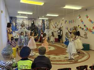 Старшие группы "Березка", "Воробушки"