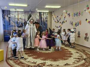 Средняя группа "Алые паруса"