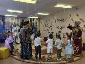 Средняя группа "Алые паруса"